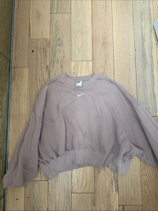Nike Tops - Nike Cropped Sweatshirt in Dusty Rose